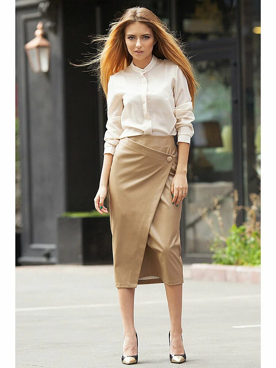 юбка карандаш кожа беж. юбка-карандаш бежевая. бежевая кожаная юбка миди. бежевая кожаная юбка короткая. бежевая кожаная юбка.