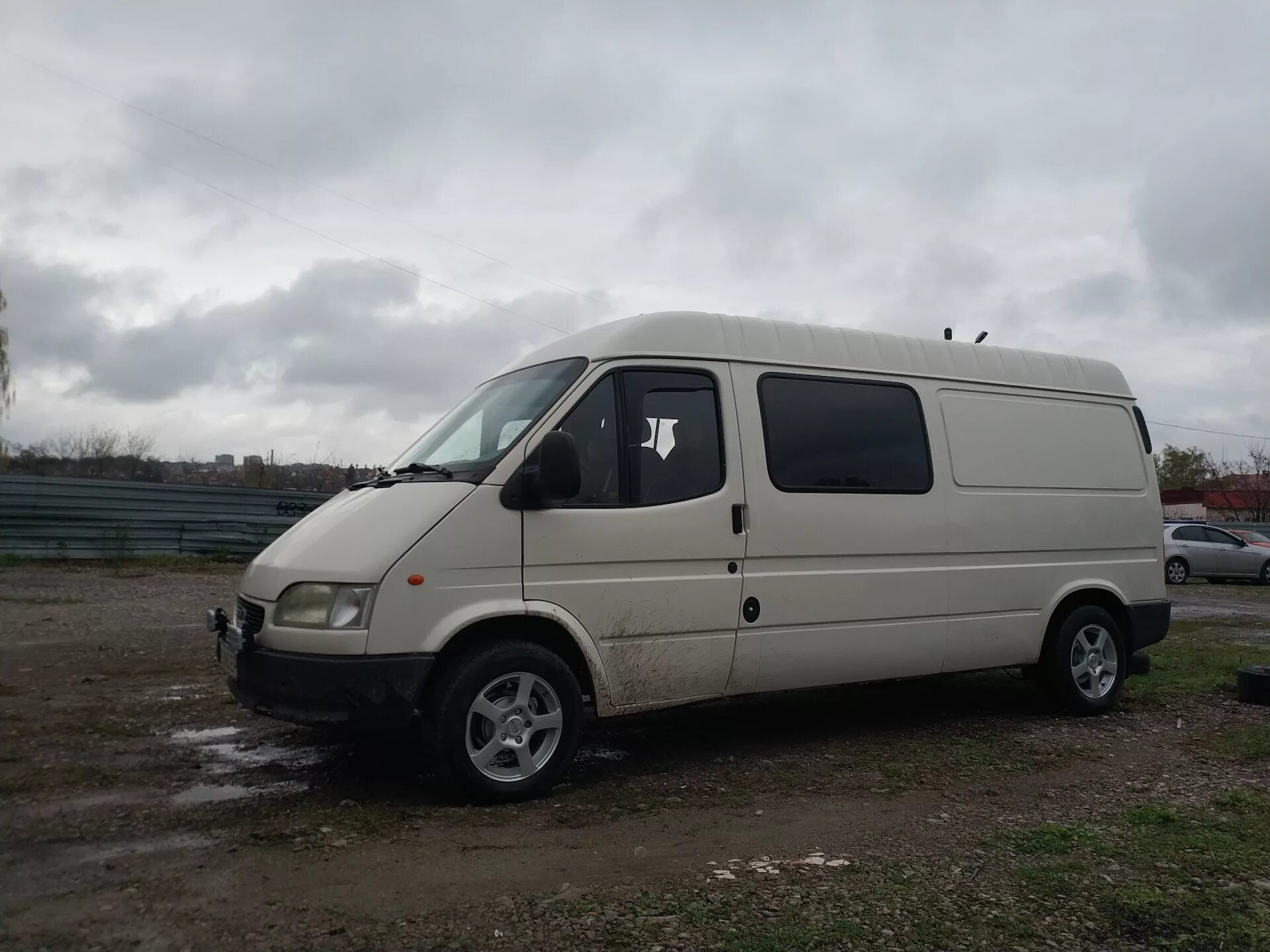 Транзит 98 года. Дизель 2.5 Форд Транзит год 1995. Ford Transit 1998. Форд Транзит 1998 2.5 дизель. Ford Transit 5.