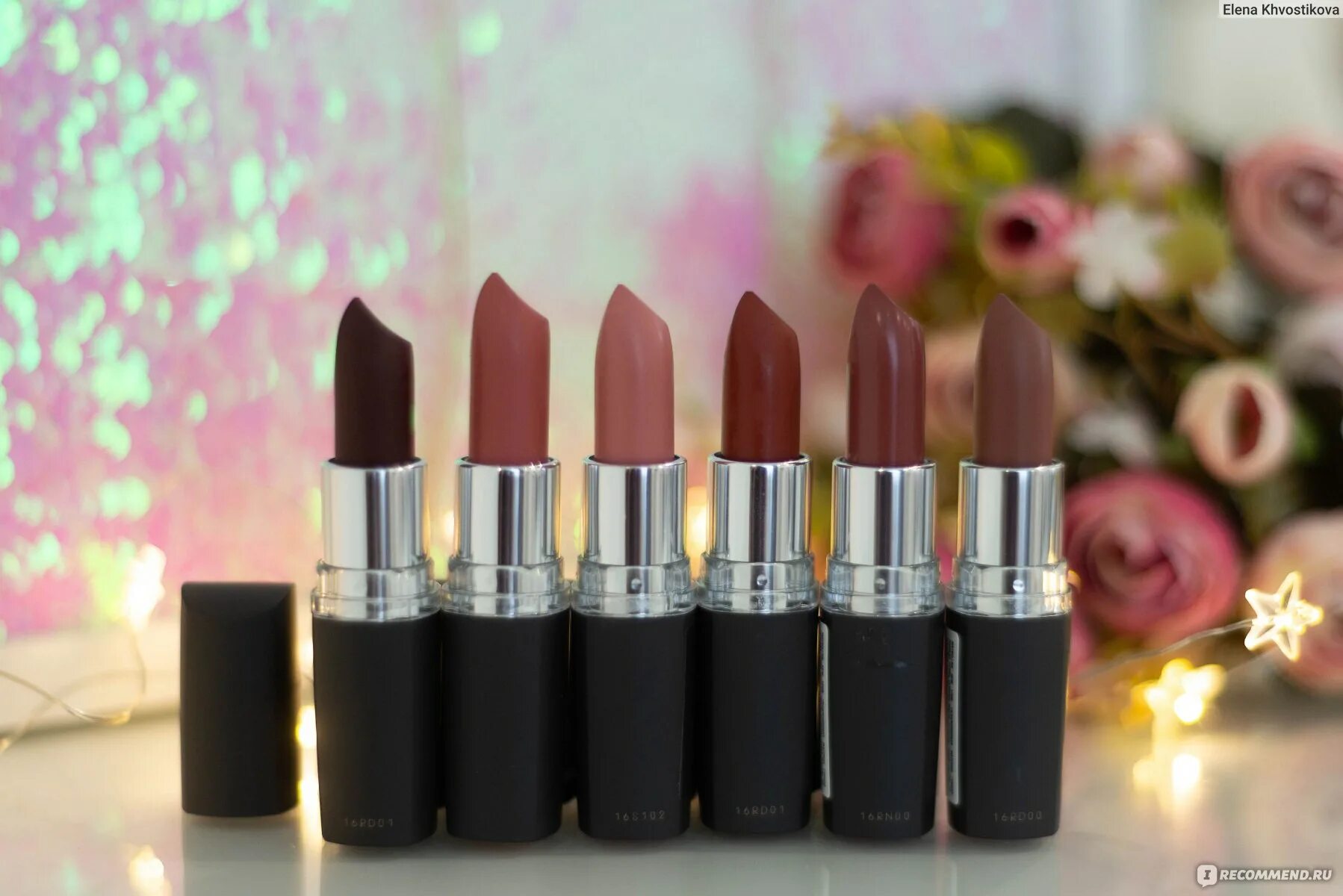 Помада maybelline new york hydra. Maybelline помада hydra matte. Помада matte улыбка радуги. Hydra extreme matte 924. Maybelline помада hydra extreme 907.