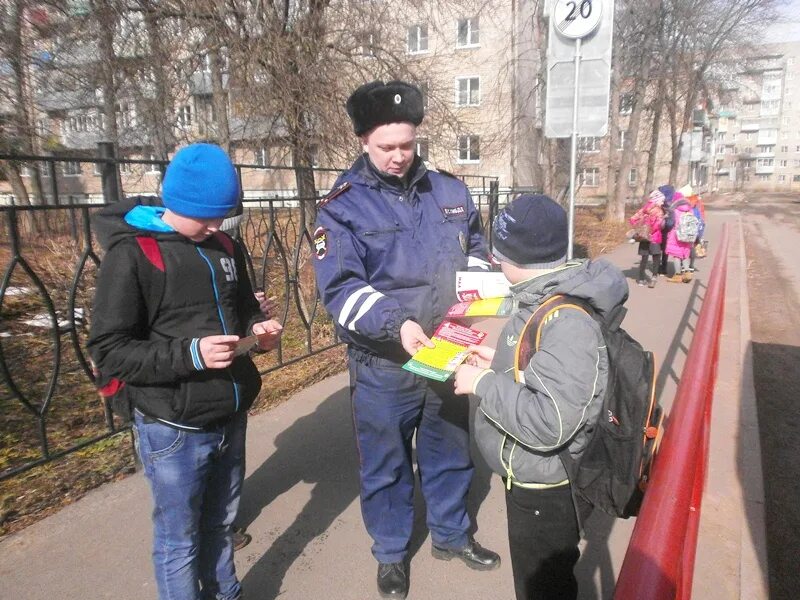 Гибдд рыбинская. ДПС Рыбинск. Сотрудники ДПС Рыбинск. ГАИ Рыбинск.