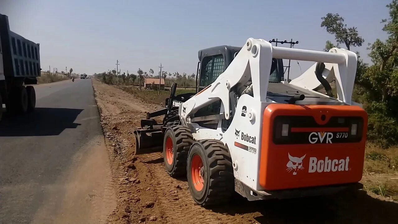 Бобкэт 770. Погрузчик Bobcat s770. Мини-погрузчик Bobcat a770. Погрузчик Bobcat 770.