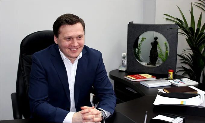 Бабуцидзе антон яковлевич. Соколов николай александрович. Генеральный директор сокол хк. Генеральный директор ооо лтк свободный сокол. Сокола директор.