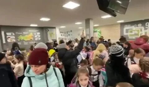 Отменили занятия в школе сегодня тюмень