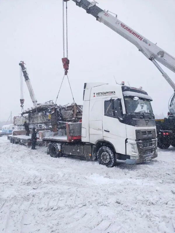 негабаритика транспортная компания. спасатели калужской области. Volvo fh 500. негабаритика отзывы водителей. негабаритика.