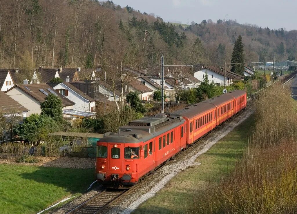 иностранные электровозы. поезда в европе. иностранная железная дорога. современные поезда. локомотив etr 500.