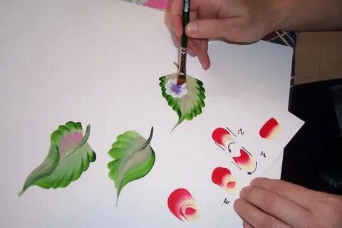Нарисовать кистью цветок