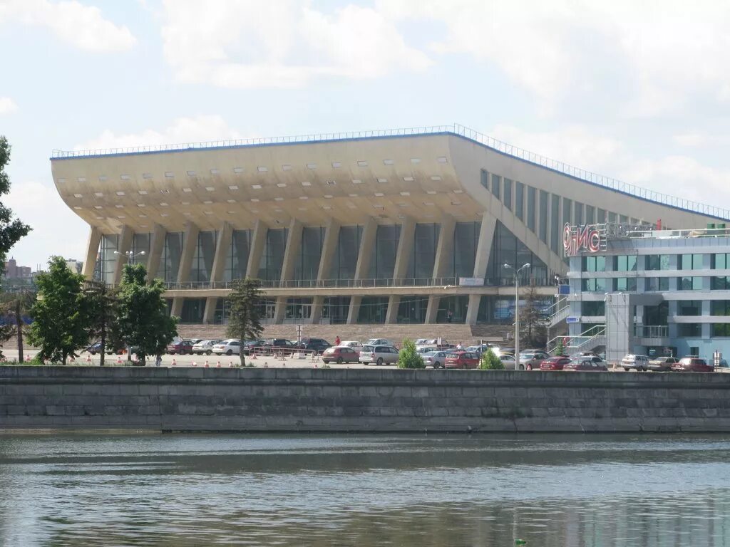 Дворец спорта юность, челябинск, свердловский проспект, 51. Дворец спорта юность, челябинск, свердловский проспект, 51. Дс юность челябинск. Дворец спорта юность челябинск. Дворец спорта юность автовокзал.