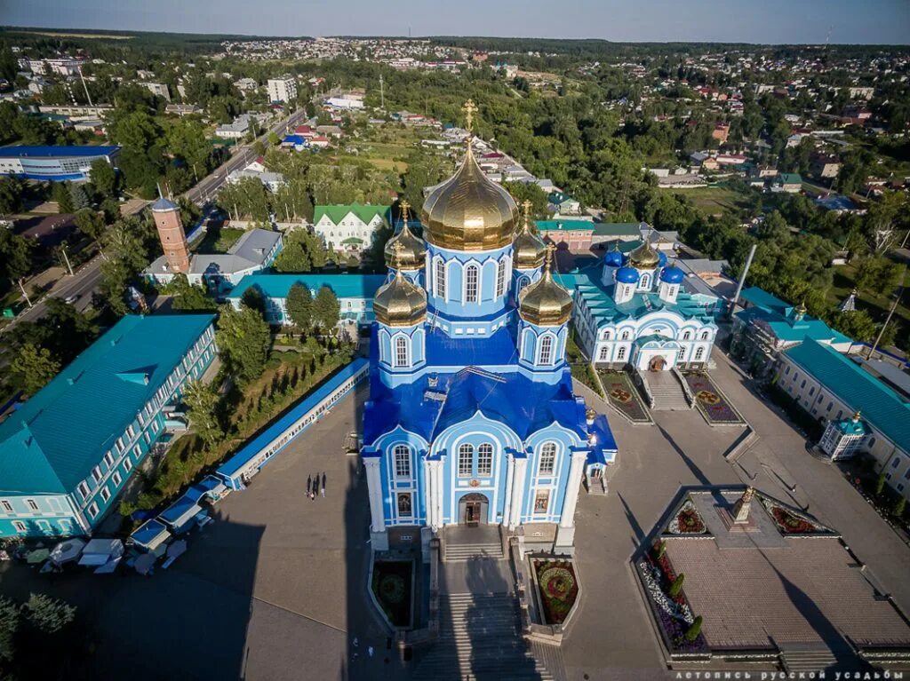 Задонск численность. Задонск монастырь тихона задонского. богородицкий монастырь задонск. задонский рождество-богородицкий монастырь липецкая область. рождество богородицкий монастырь задонск.