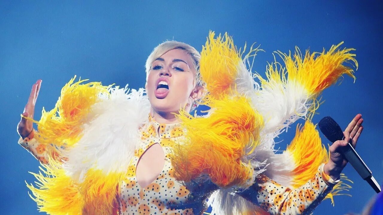 Miley cyrus. Сайрус тур. Сайрус тур. Miley cyrus. Сайрус тур.