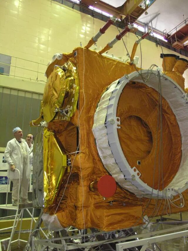 Экспресс-мд-2. Испытания космического аппарата. Испытания космических аппаратов. Испытательный стенд испытания космических аппаратов. Спектр рг телескоп.