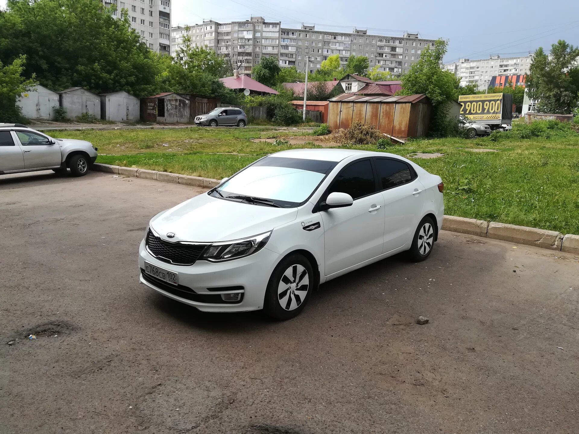 Купить б/у Kia Rio III Рестайлинг 1.6 AT (123 л.с.) бензин автомат в Челябинске: