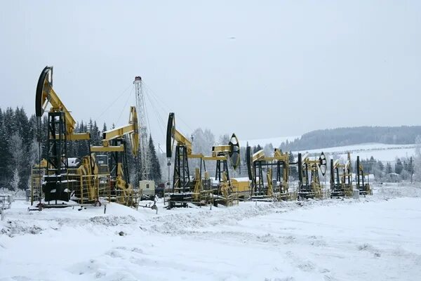 Весеннее месторождение нефти удмуртнефть. Месторождения нефти в удмуртии. Цднг 4 удмуртнефть. Месторождения нефти в удмуртии. Нефть удмуртия месторождения.
