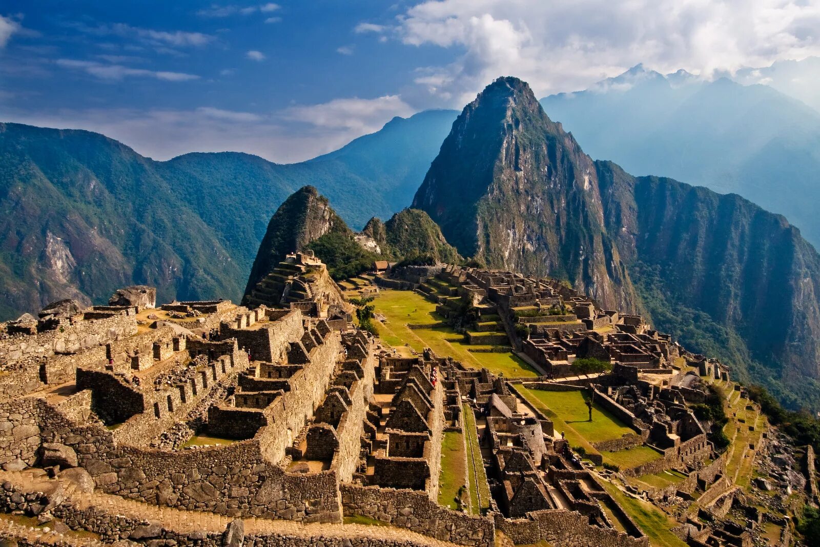 В южной древности. Пирамида Майя Мачу Пикчу. Чили Мачу Пикчу. Город инков Мачу-Пикчу. Мачу-Пикчу древний город инков храм.