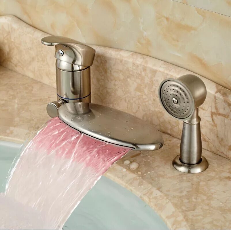 смеситель по центру ванны. смеситель по центру ванной. акриловая ванна villeroy boch. смеситель по центру ванны. смеситель по центру ванной.