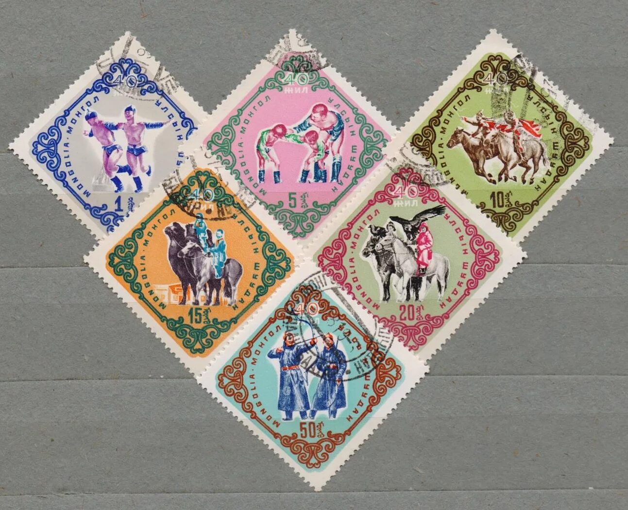 Марки монголии. Марки монголии 1961. марки монголии 1958г. почт марки монголия. почтовые марки монголии спорт.