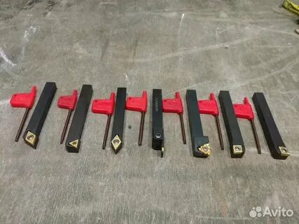 Токарный резец по металлу 12х12