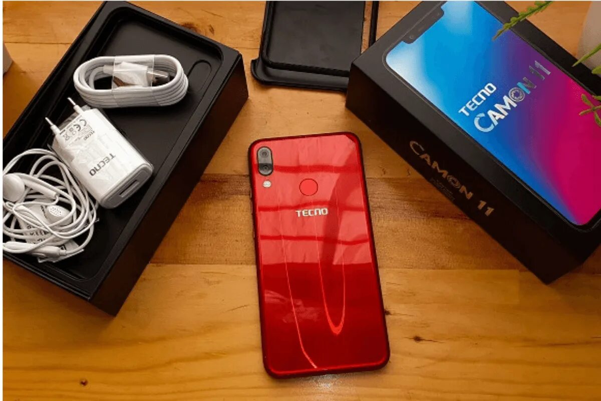 Techno стоит ли брать. Телефон techno camon 19. текно 7 комплектация. techno camon 19 аккумулятор. техно  телефон комплектация.