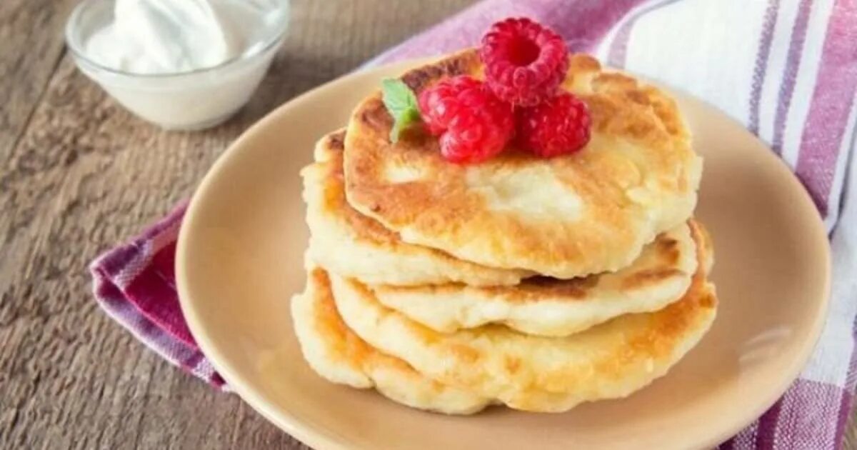 оладьи с творогом. творожные оладьи на кефире. как приготовить оладьи с творогом. как приготовить оладьи с творогом. оладьи с творогом на кефире.