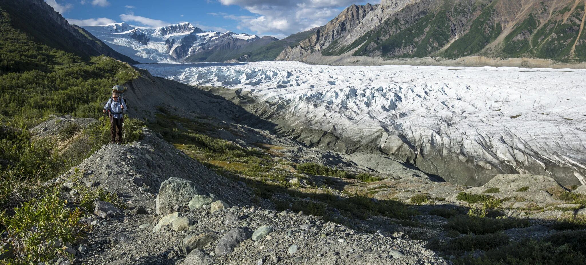 Изучение морен. Морена ледника. lateral glacier moraine. морены исландии. морены туризм.