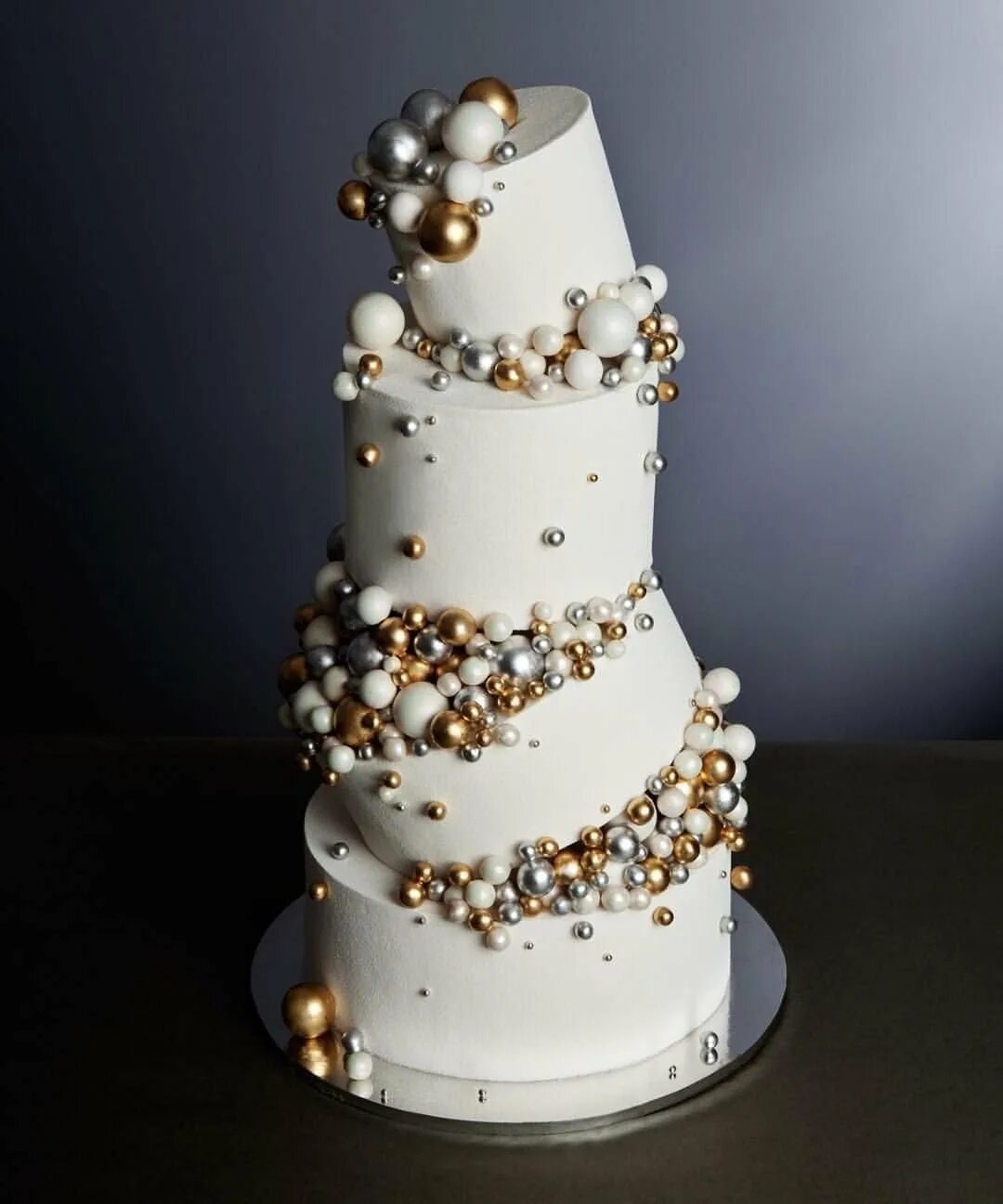 Торт с бусинками. Свадебный торт!. Украсить торт бусинками. Свадебный торт с бусинами. Дизайнерский свадебный торт.