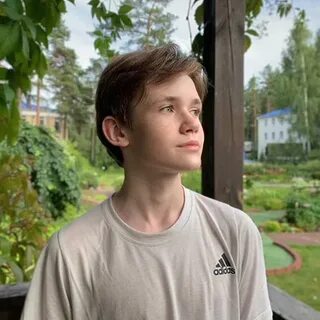 Актер чугунов