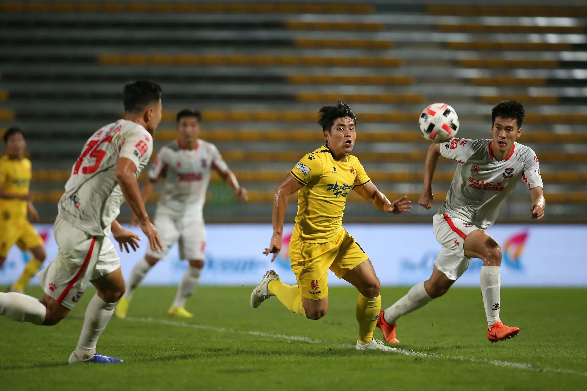 Чонбук Корея. Кимпхо Южная Корея. Gwangju FC. Кимпхо, Кёнгидо, Южная Корея.