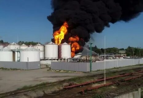 Горящая нефтебаза в пролетарске