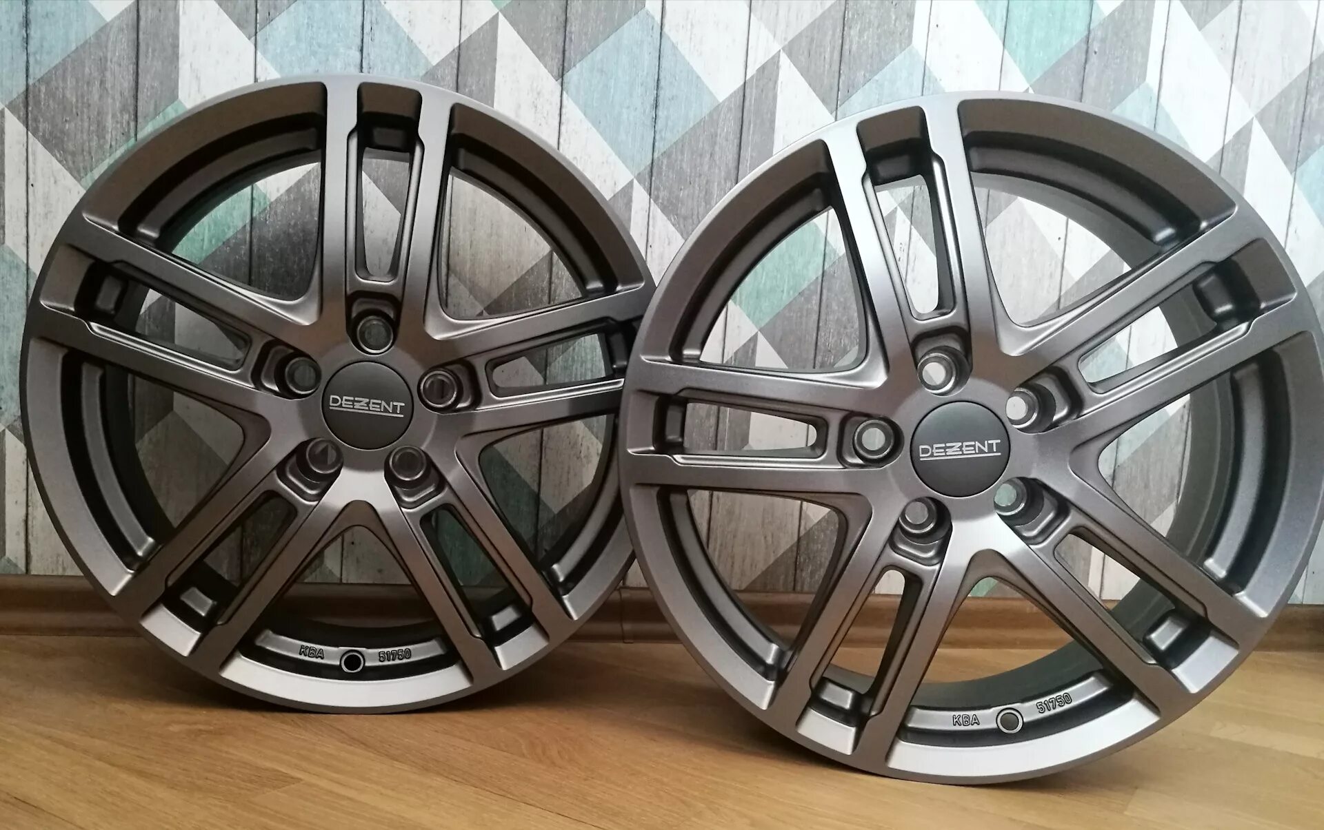 7 x 63 4. Диски Dezent TZ r16. Диски литые Dezent TZ Graphite. Dezent r18 5x114.3 et50. Диски литые Dezent TZ r18 Graphite.