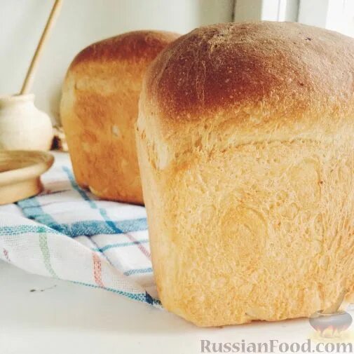 Вкусный хлеб в хлебопечке. Домашний хлеб на дрожжах в духовке. Хлеб вкусный на молоке рецепт. Хлеб из прокисшего молока. Молочный хлеб.