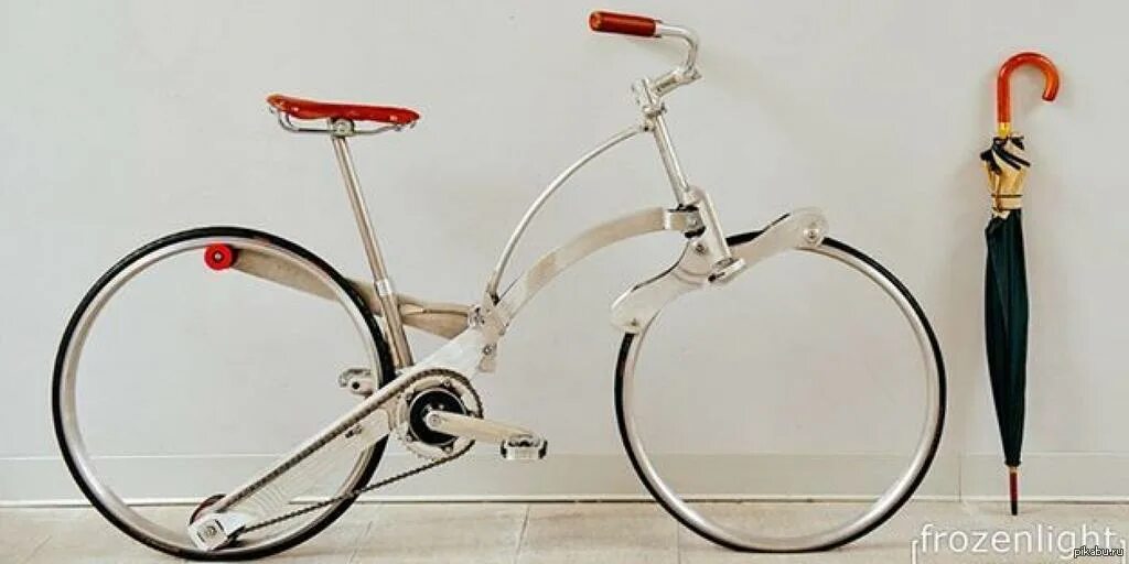 Велосипеды без колесиков. Велосипед без спиц и цепи. Reevo hubless e-bike. Необычные конструкции велосипедов. Велосипед без спиц в колесах.