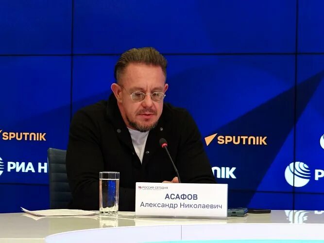 Ростислав ищенко. Мартынов алексей дмитриевич. Хилл яков кедми. Политологи 2022. Российские политологи.