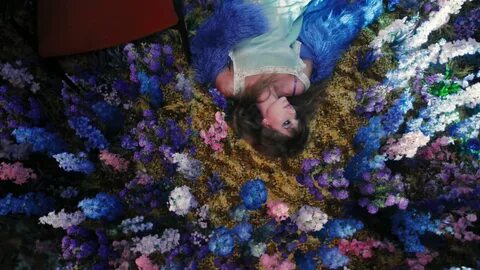 580. Taylor Swift - Lavender Haze (Music Video) UHQ Screen Captures. 