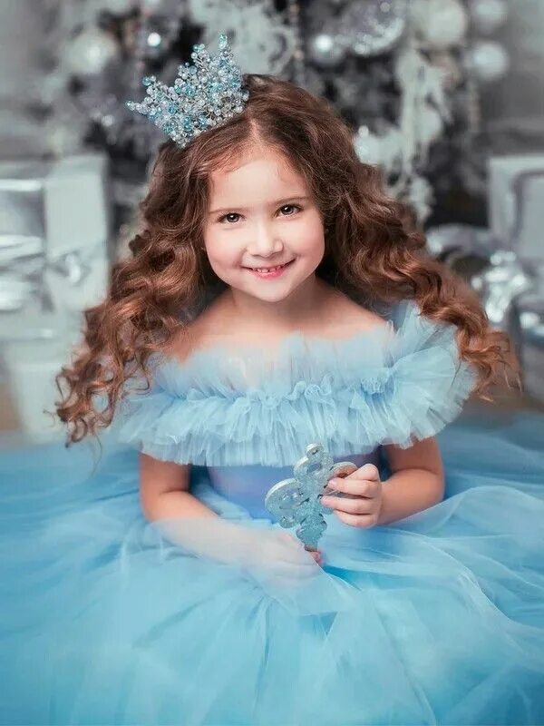 Нарядиться принцессой. Маленькие принцессы. Платья для принцессы. Образ принцессы для девочки. Платье для маленькой принцессы.