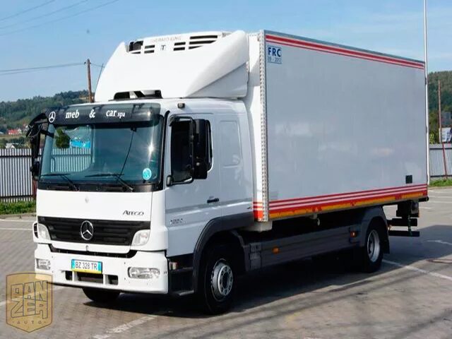 Купить рефрижератор россии б у. Mercedes Benz Atego 2007 рефрижератор. Мерседес Атего 1224 рефрижератор. Атего Мерседес рефрижератор 12. Мерседес Атего 1224l.