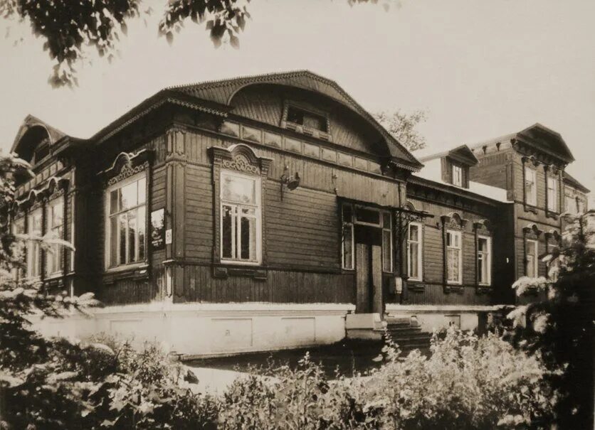 Аксакова 44. Дом аксакова в уфе. музей аксакова в уфе. дом музей аксакова. особняк колотова (аксакова, 51).