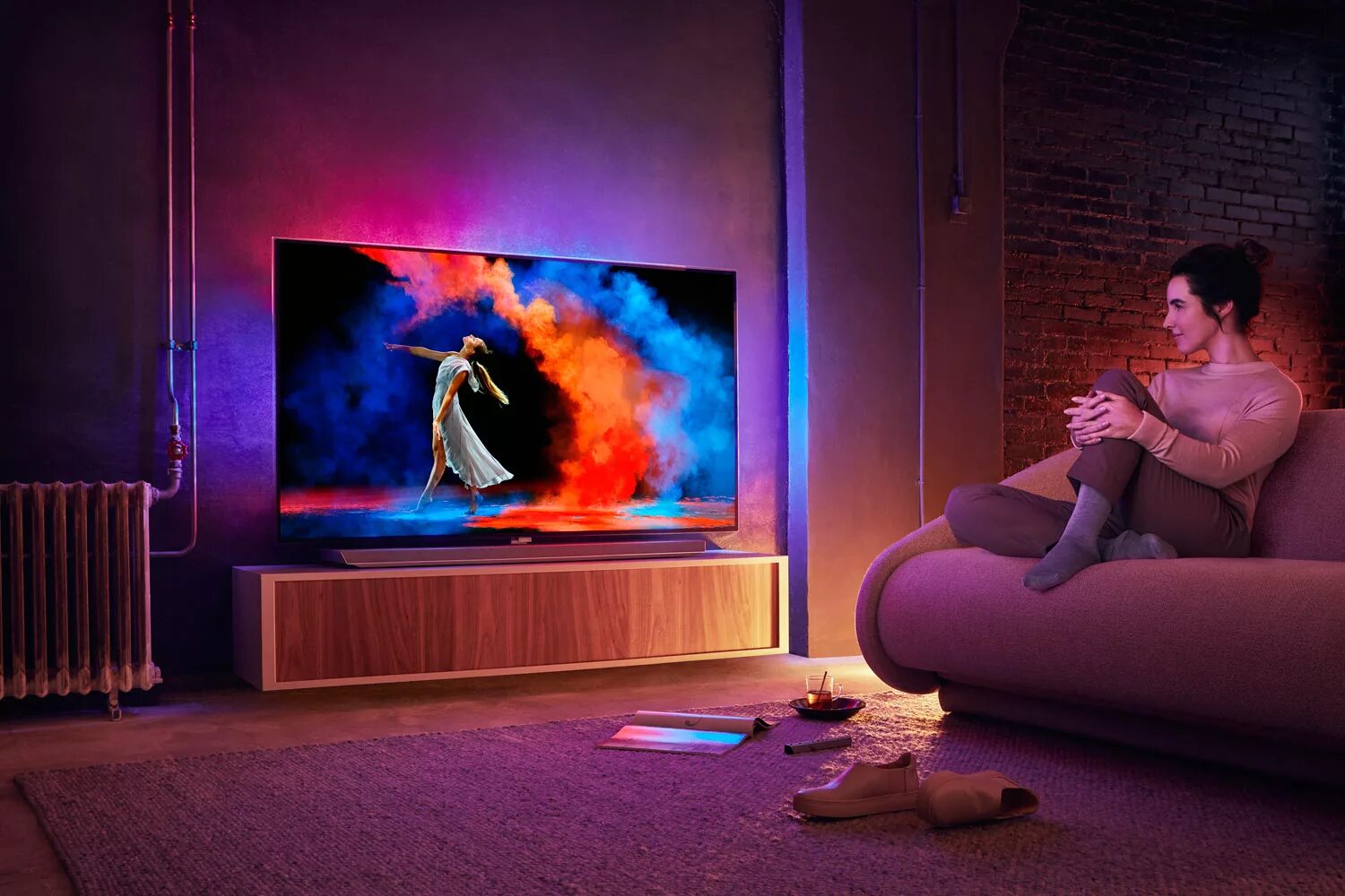 Телевизоры олед 50. Philips 65oled973. Philips 65pus. Philips 65pus8507/12. Филипс эмбилайт.