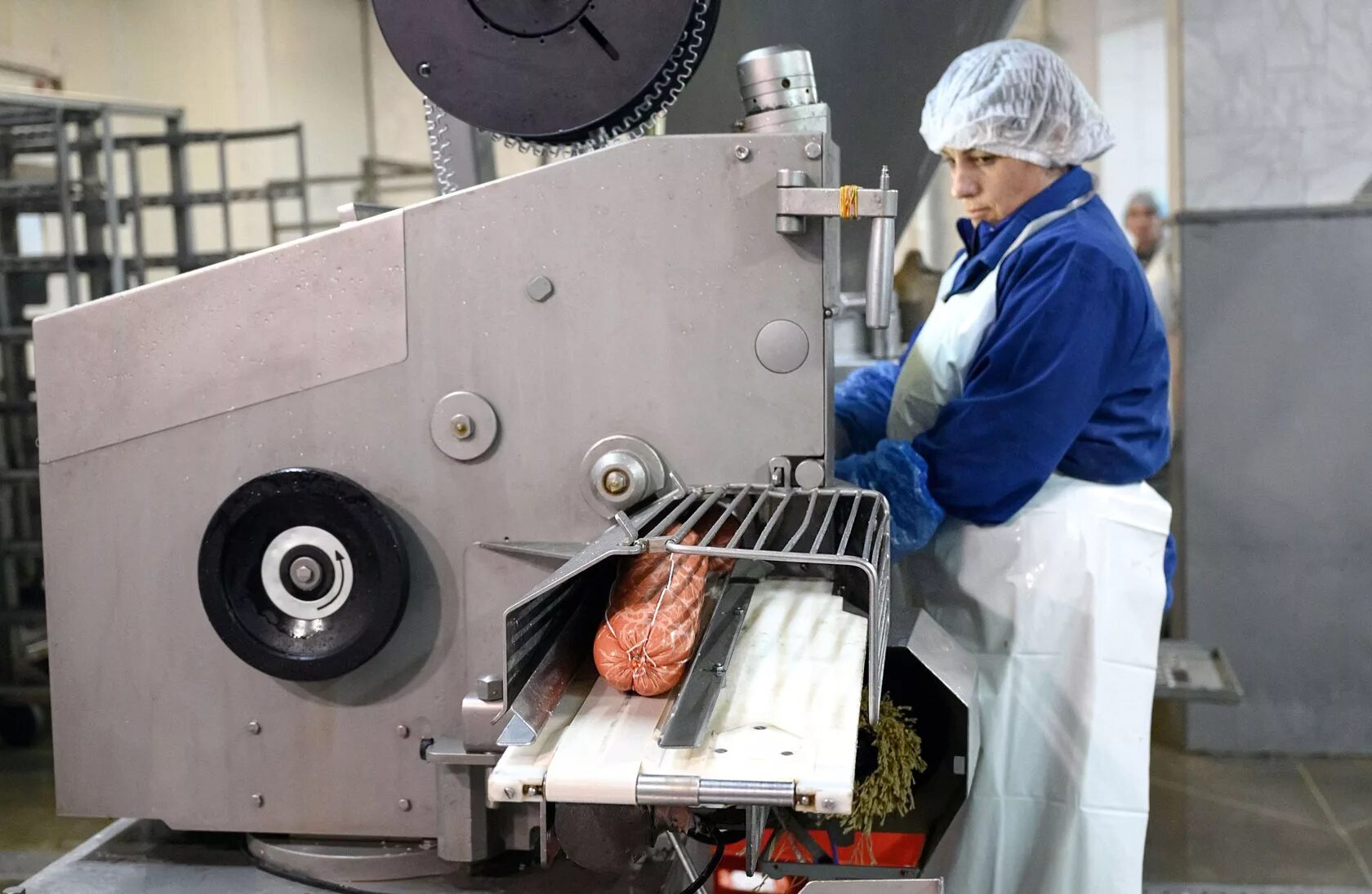 мясокомбинат микоян мясной цех. карачев мясокомбинат. логотип мясного магазина. вурнарская молочная колбаса. оао «соликамский мясокомбинат».