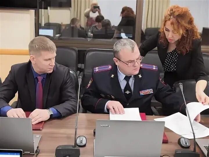 Карканов юрий владимирович. Отдел милиции нижневартовска. Фанис хаматов нижневартовск. Мо нижневартовский. Мо нижневартовский.