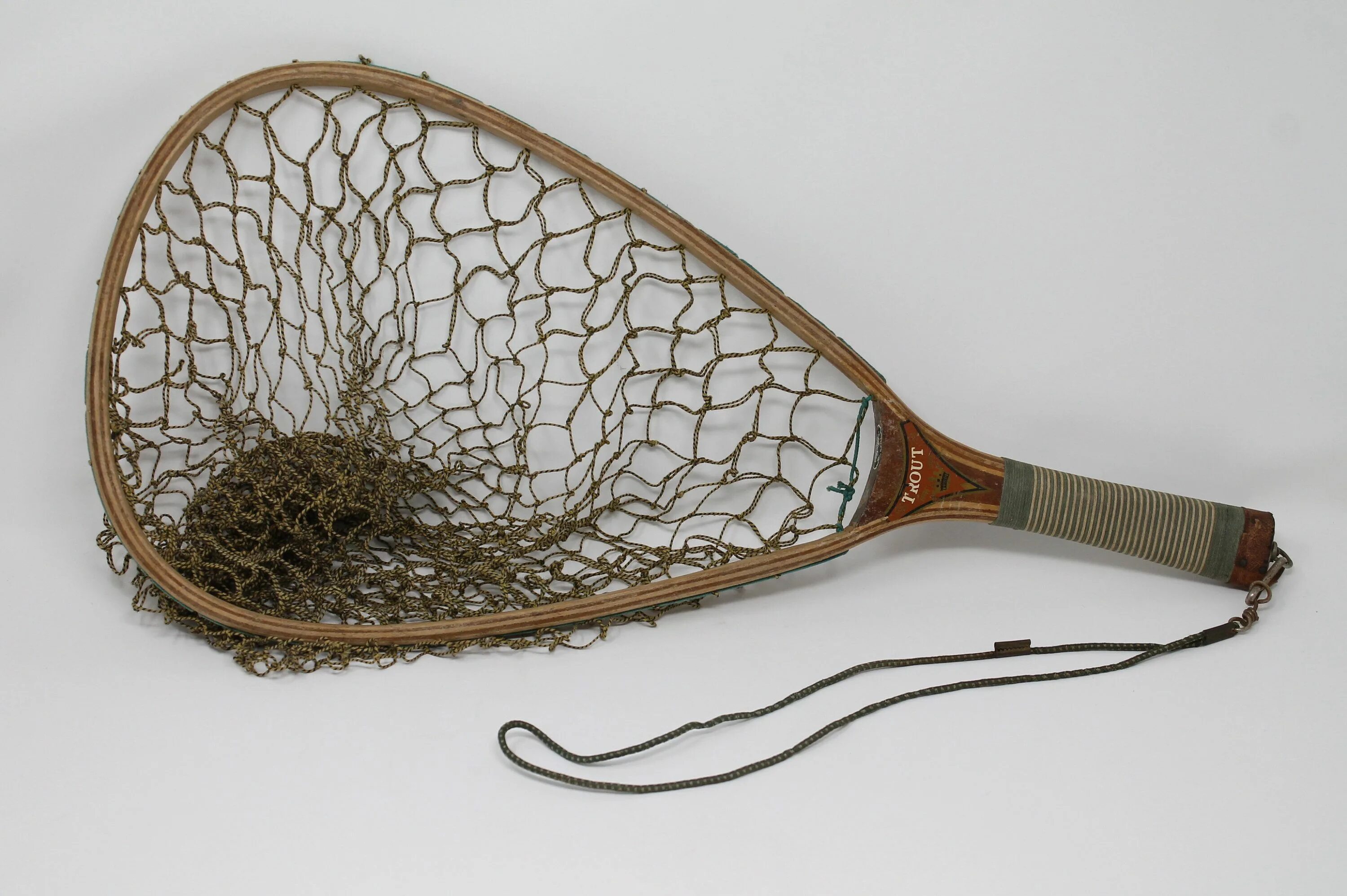 Fishing net перевод. Фишинг Нетс. Fly Fishing nets Custom. Рыболовная сеть 1930. Fishing Wooden net.