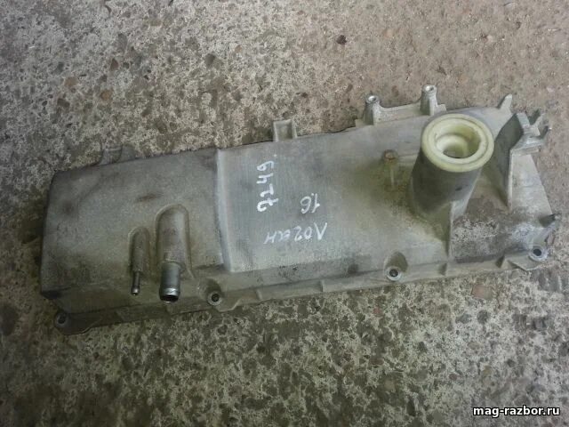 крышка клапанная рено логан 1. клапанная крышка рено логан 1. 4 8 клапанов. крышка клапанов на логан 1. рено логан 1.