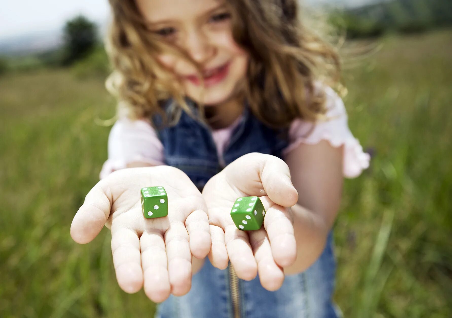 Мойры клото лахесис атропос. Иллюстрации к стихам евтушенко. Матрица судьбы ладини. Весь мир театр мы все актеры поневоле. Мойры богини судьбы древняя греция.