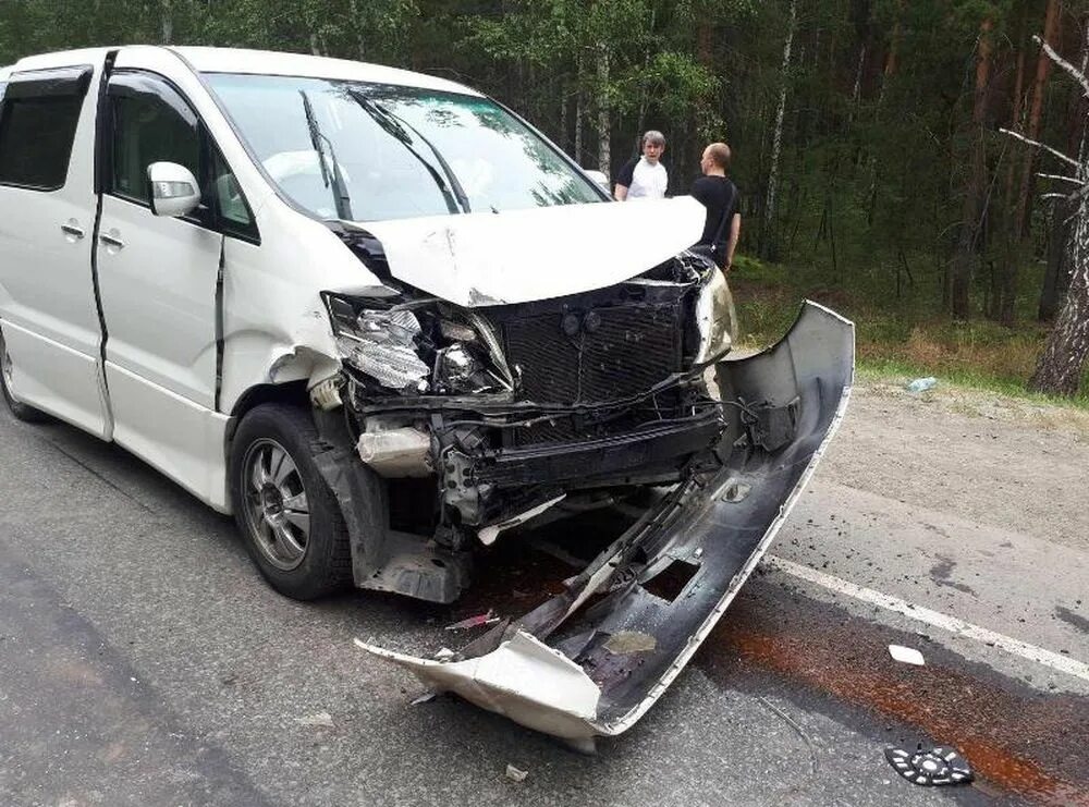 Автобус увельский южноуральск. Происшествия Увельский район. Авария Челябинск Южноуральск. Авария на трассе Южноуральск Челябинск.