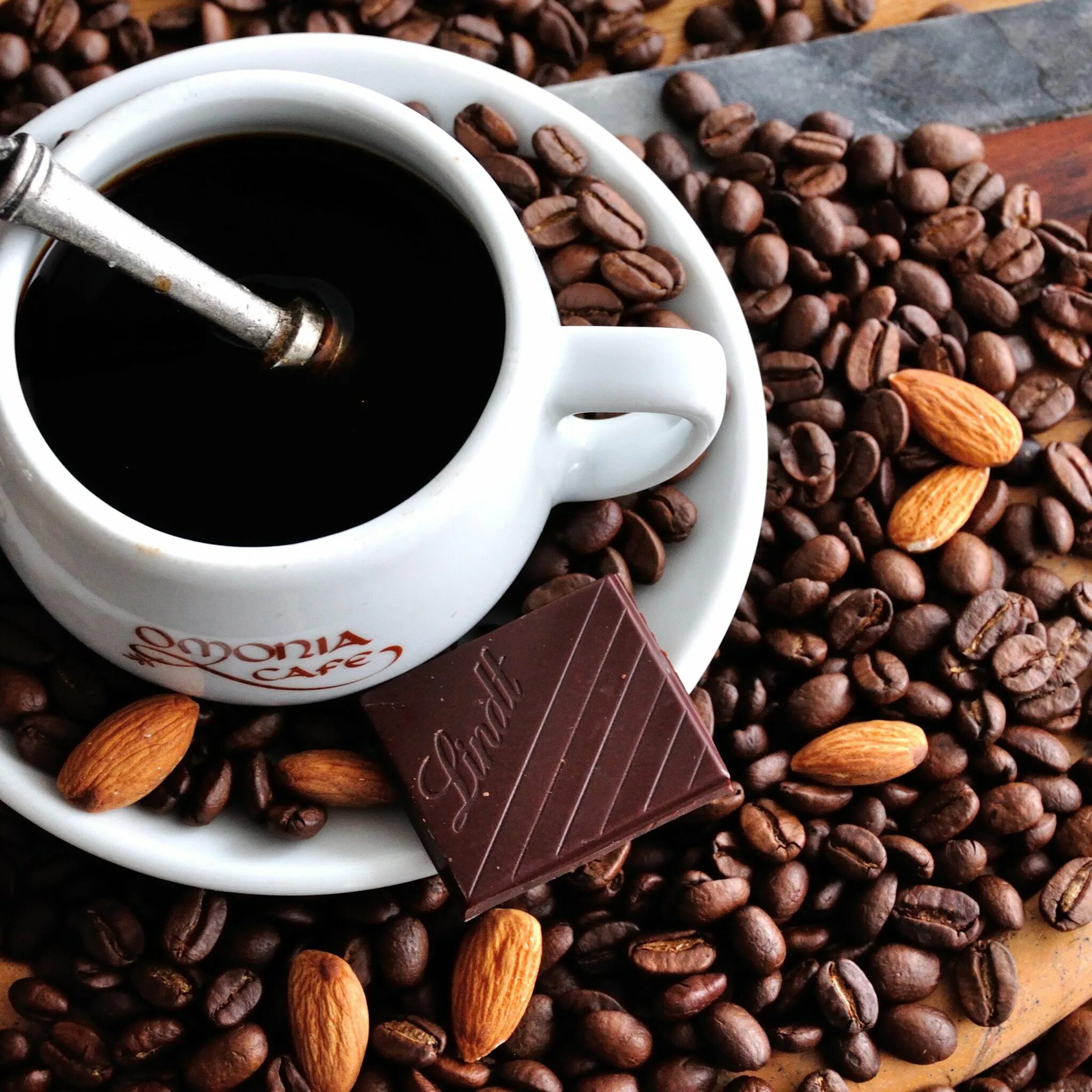 Кофе. Кофе и шоколад. Кружка кофе. Красивый кофе. Coffee i chocolate