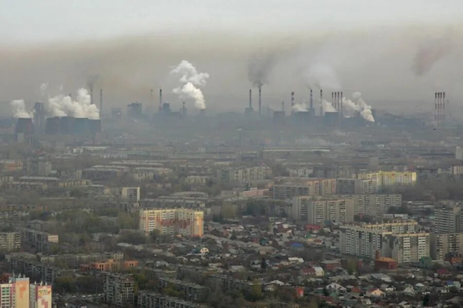 Воздух здесь был не наш. Загрязнённая атмосфера челябинск. нму челябинск. челябинск загрязнение воздуха. челябинск заводы смог.
