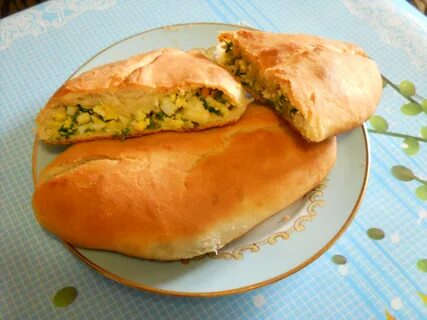 Дрожжевые пирожки с луком