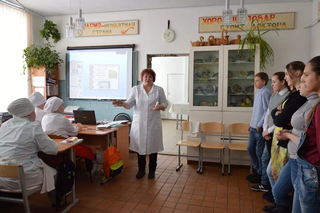 рязанская область ,г. сайт михайловского техникума им а мерзлова. техникум мерзлова михайлов. михайловский техникум имени мерзлова здание. техникум мерзлова михайлов.