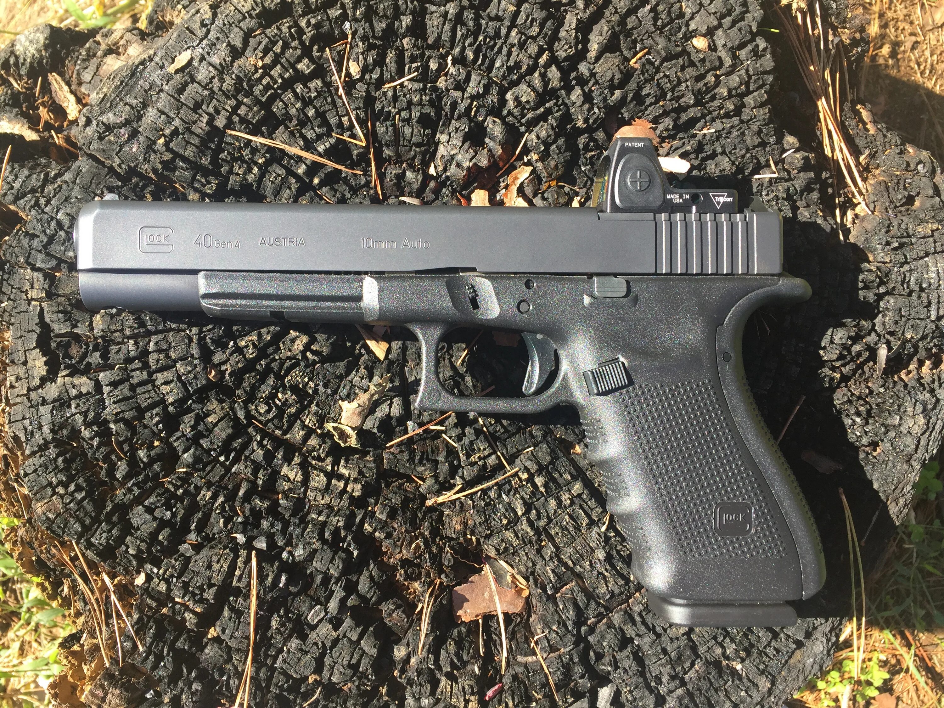 Glock 40 long 10mm auto. Глок 40 калибра. Глок 40 10 мм. Glock 40 mos. Glock 40 10mm.