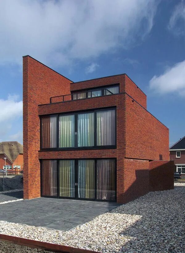 Pin em #CreatingSpaces Exteriores de casas, Design exterior, Fachadas de casas