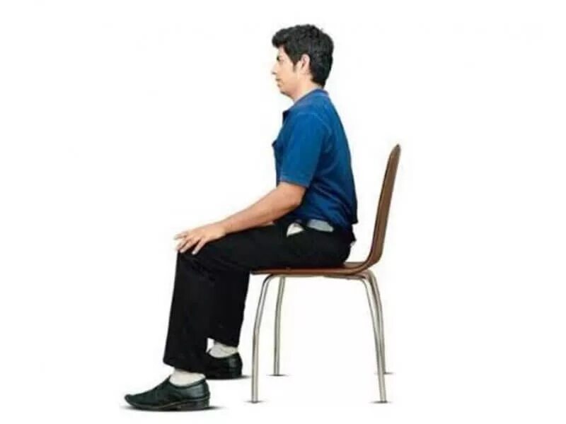 Человек привстает со стула. Человек на стуле. Встать со стула. Кресло для вставания.