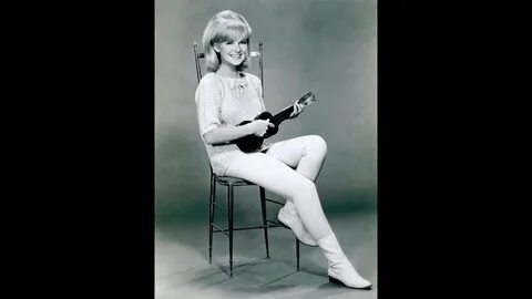 Johnny Angel - Shelley Fabares - Instrumental ukulele cover by Barry Prudho...